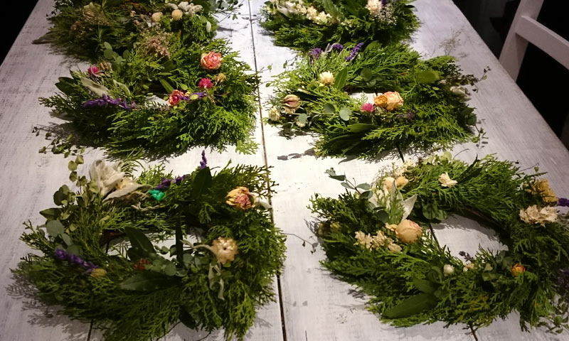 季節の手作り リース作り